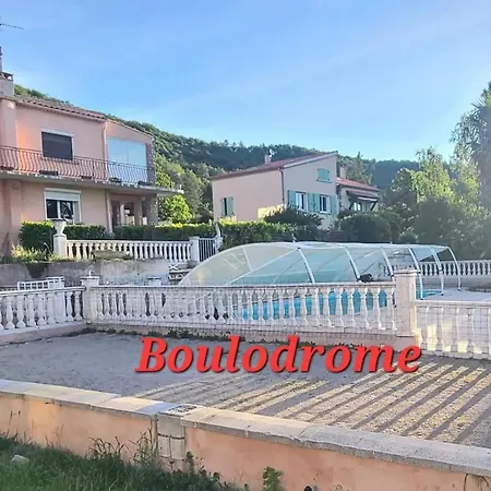Confortable A 90 M² Piscine Partagee Apartament Sisteron